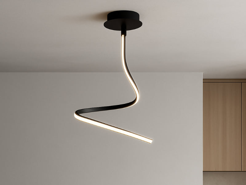 מנורה צמודת תקרה SERPINA בצבע שחור