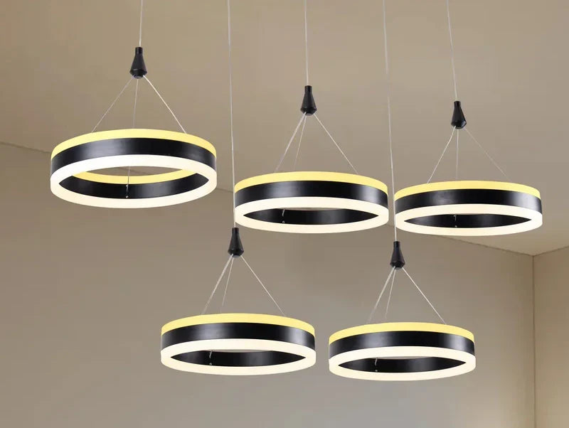 מנורת תלייה BLACKWHITE - תצוגה