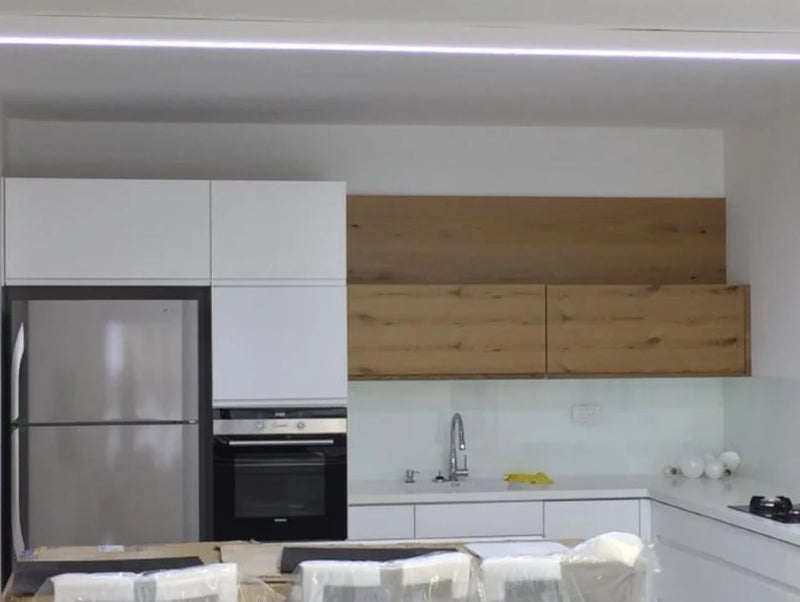 פרופיל תאורה צמוד תקרה 55X75 מ"מ - שנים או שלוש מטר - צבע לבן  - גוון אור לבן קר