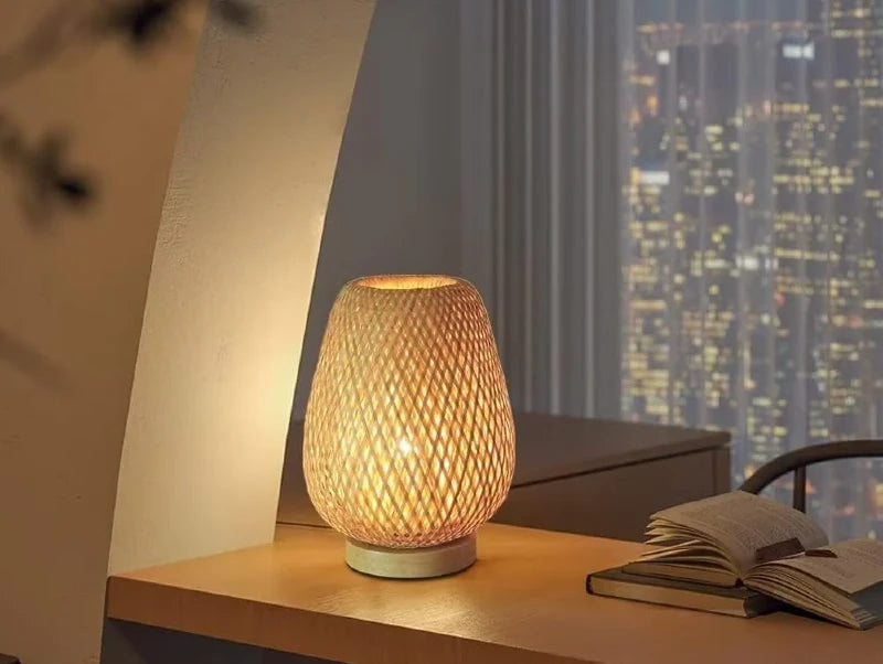 מנורת שולחן MONA