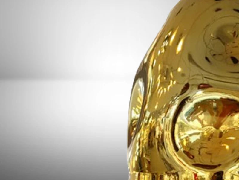 מבט מקרוב של מנורת תלייה PURE GOLD