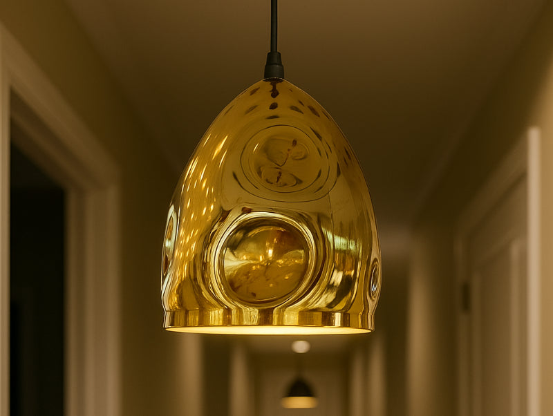 מנורת תלייה PURE GOLD במסדרון