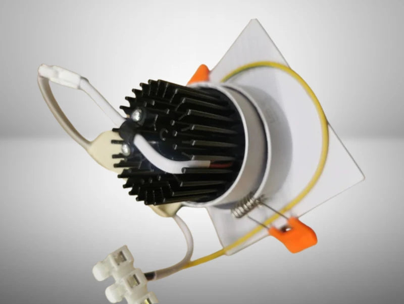 גוף תאורה שקוע מרובע LOTUS - תצוגה