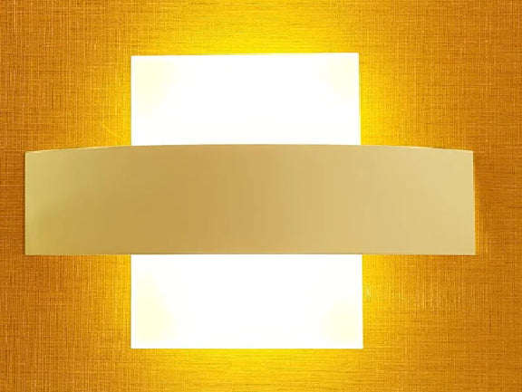 מנורת קיר SQUARE LINE - תצוגה