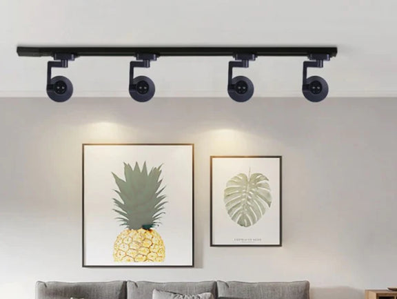 דיל משתלם - פס צבירה כולל ספוטים ונורות E27