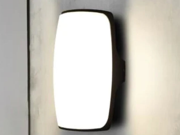 מנורת קיר DAN מנורת קיר - עודפים