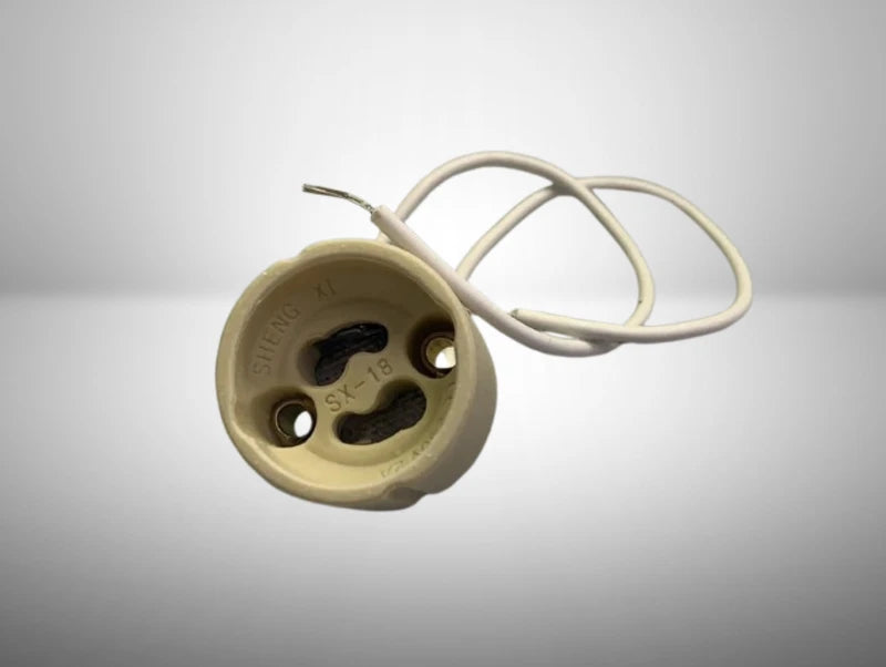 בית נורה GU10