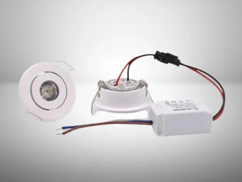 ספוט שקוע תקרה דגם Maya גוון אור לבן קר - תצוגה