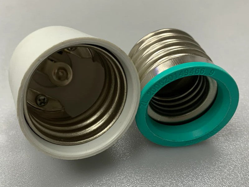 מתאם מ E27 ל E40