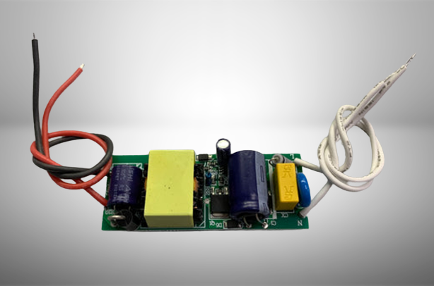 לד דרייבר LED DRIVER 20-30W 750ma