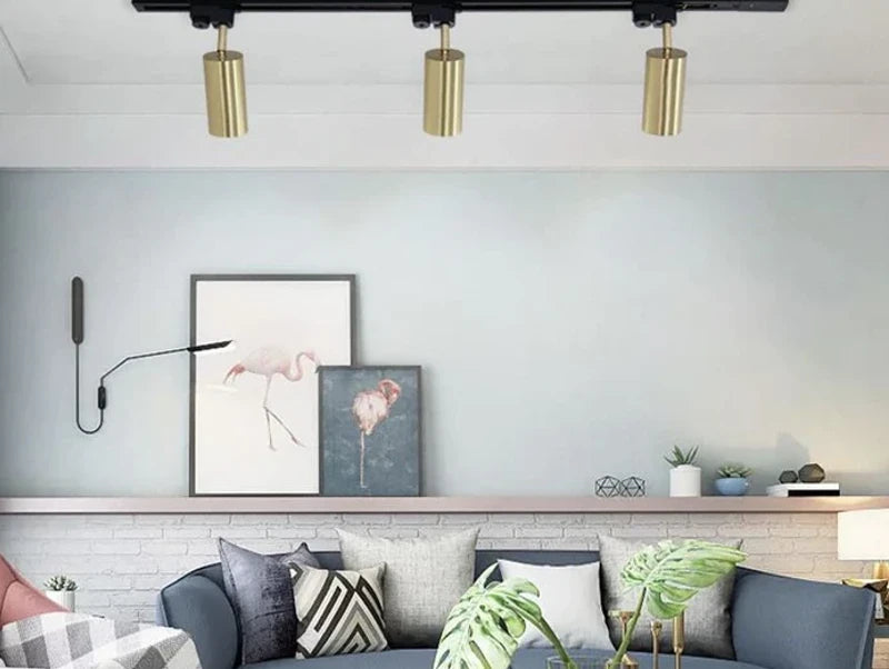 גוף תאורה בצבע פליז לפס צבירה RESTO - תצוגה