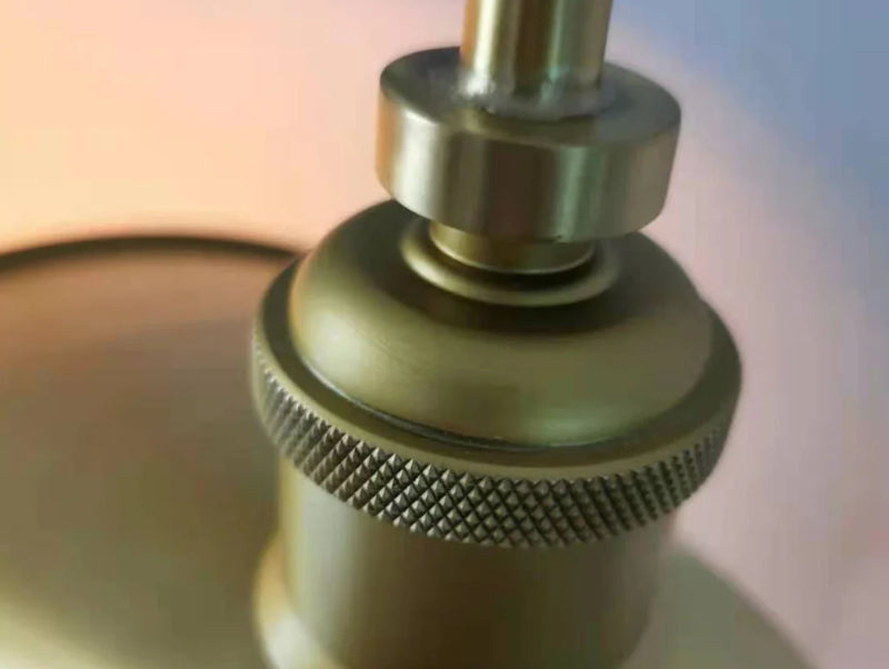 מנורת קיר BRASS HAT