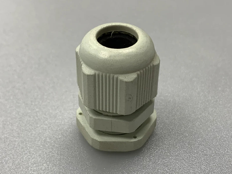 מחבר כבל חשמל מוגן מים PG13