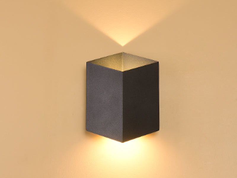 מנורת קיר CUBA