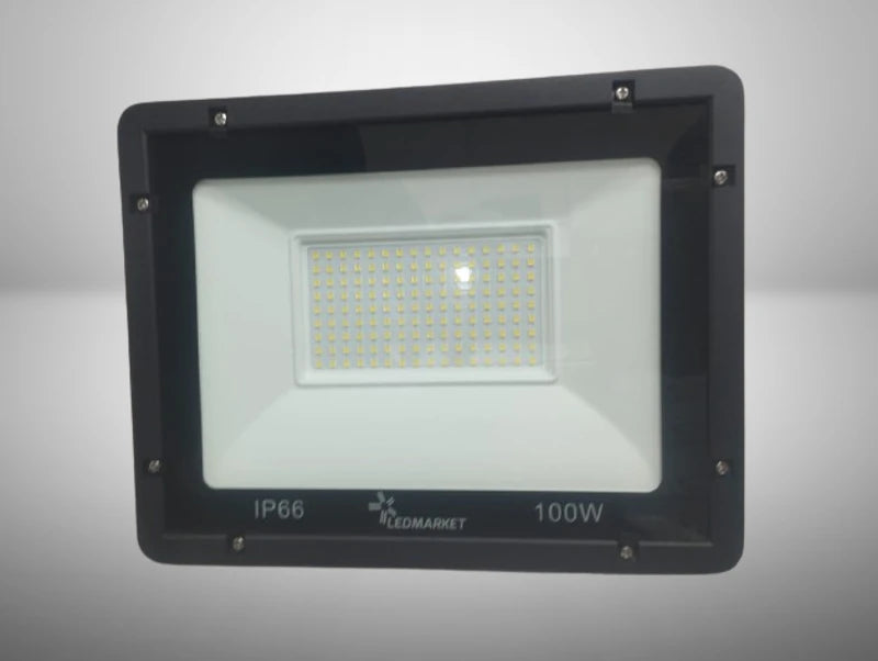 גוף תאורת הצפה דק 100W  בגוון אור לבן קר