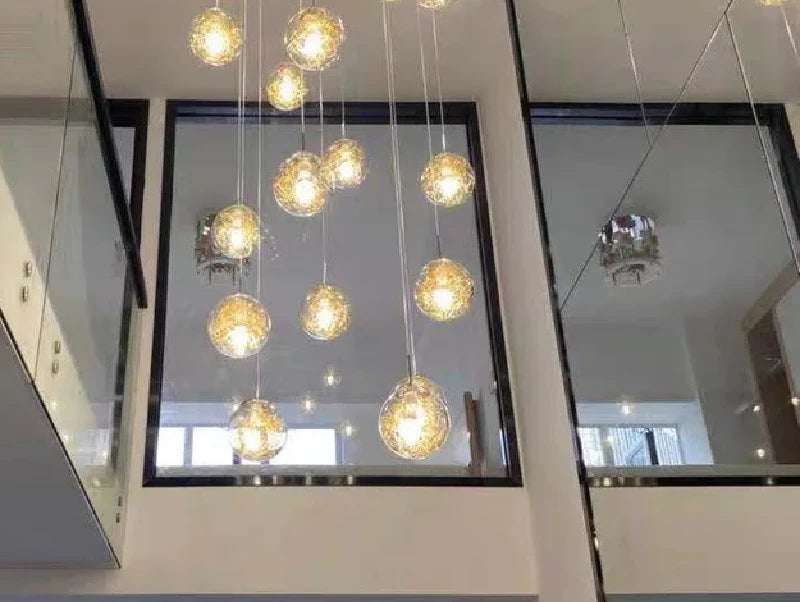 מנורת תלייה באורך 6 מטר