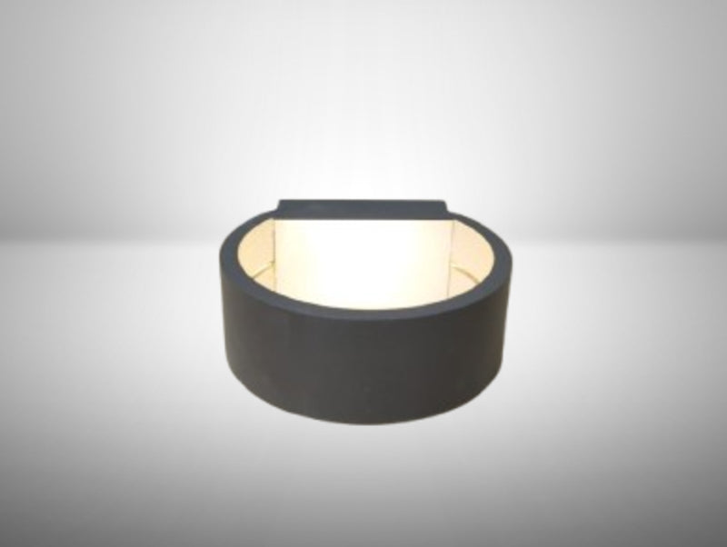 מנורת קיר QAZIR מאירה