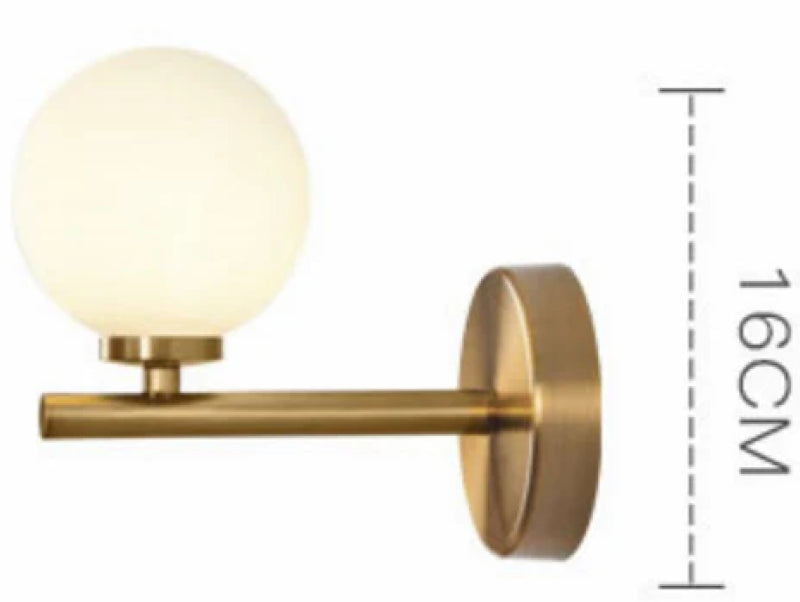 מנורת קיר BRASS BALLS