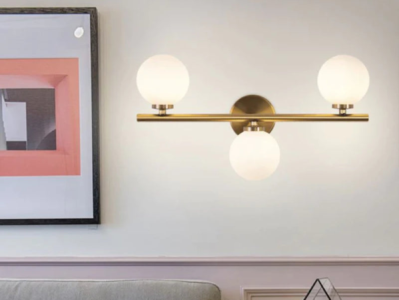 מנורת קיר BRASS BALLS