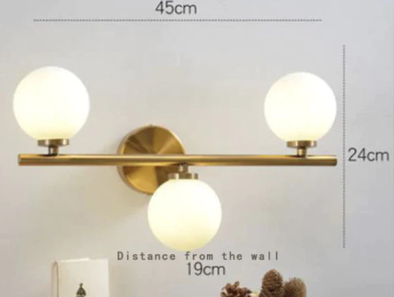 מנורת קיר BRASS BALLS