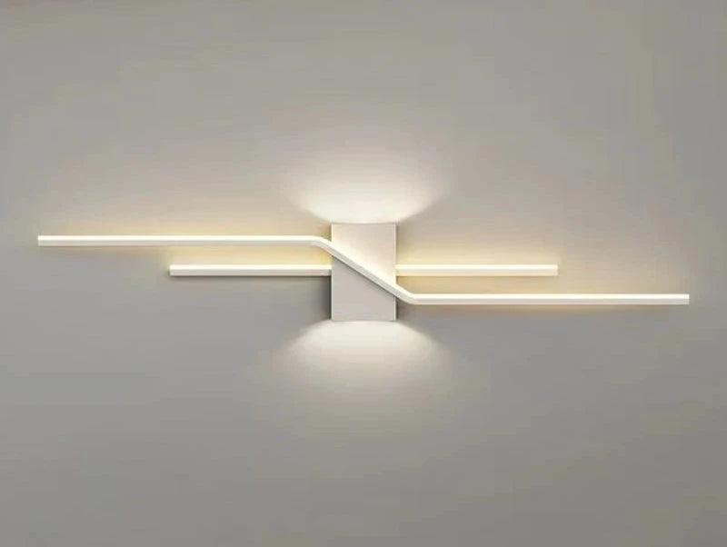 מנורת קיר LIBEZ