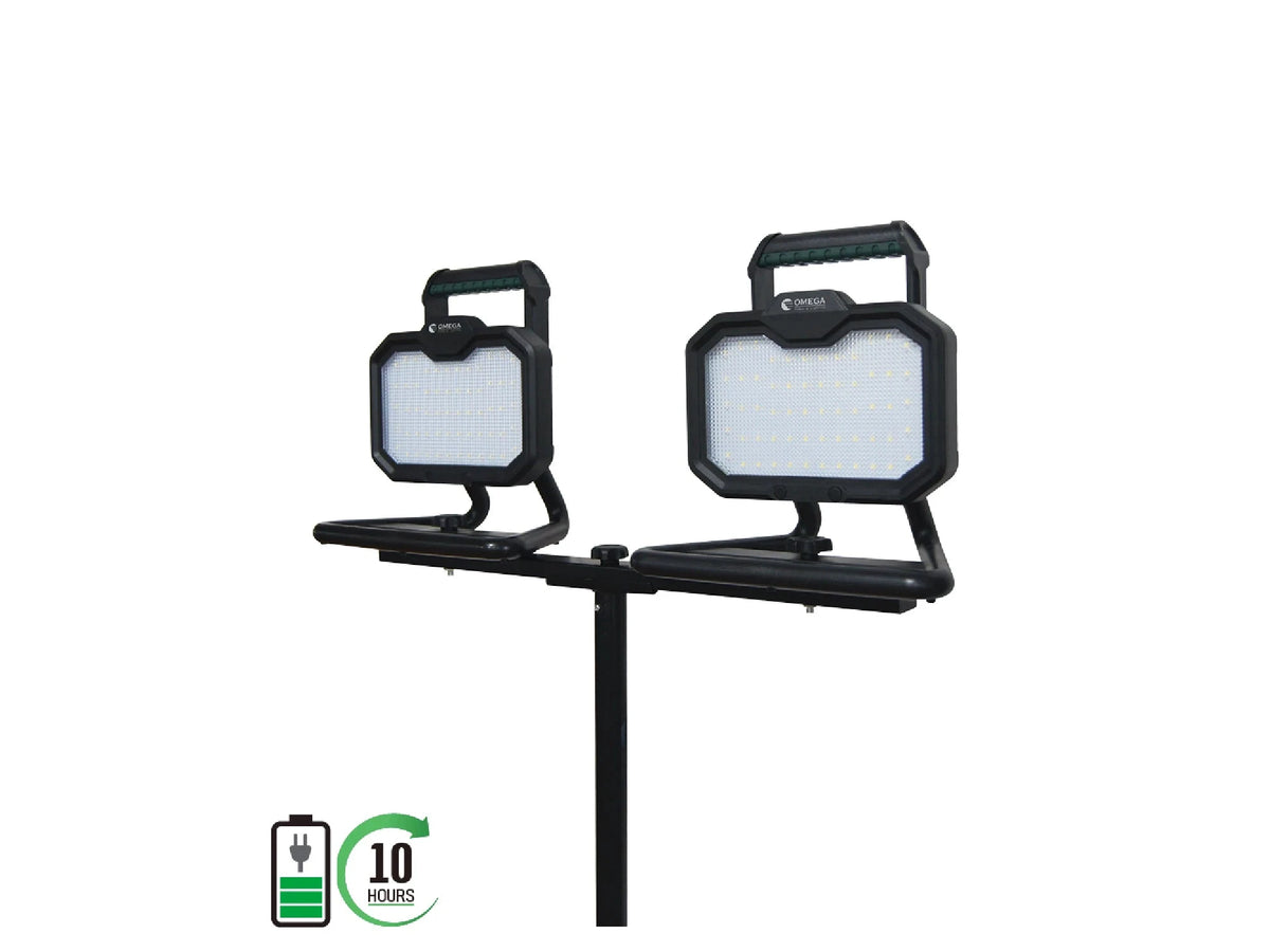 זרקור נטען 2x30W+עמוד 10h,2x4400mAh LION - Flood Lights באתר לדמרקט