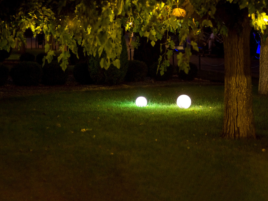 דקר גינה Moon , בסיס נורה E27 (לא כולל נורה) IP54 - LED Spike Lights באתר לדמרקט