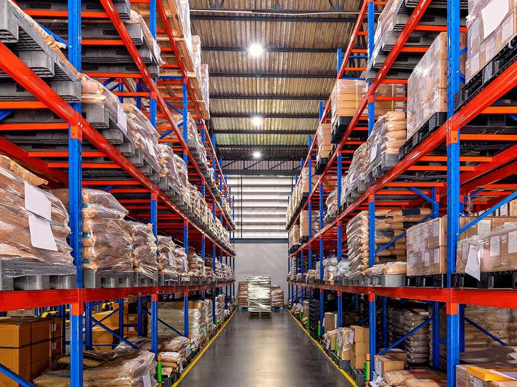 פנס מחסנים 100W-150W-200W 150Lm/w 90° IP65 שחור - LED Flood Lights באתר לדמרקט