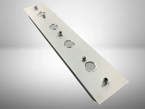 בסיס ישר עם לד מובנה בצבע לבן