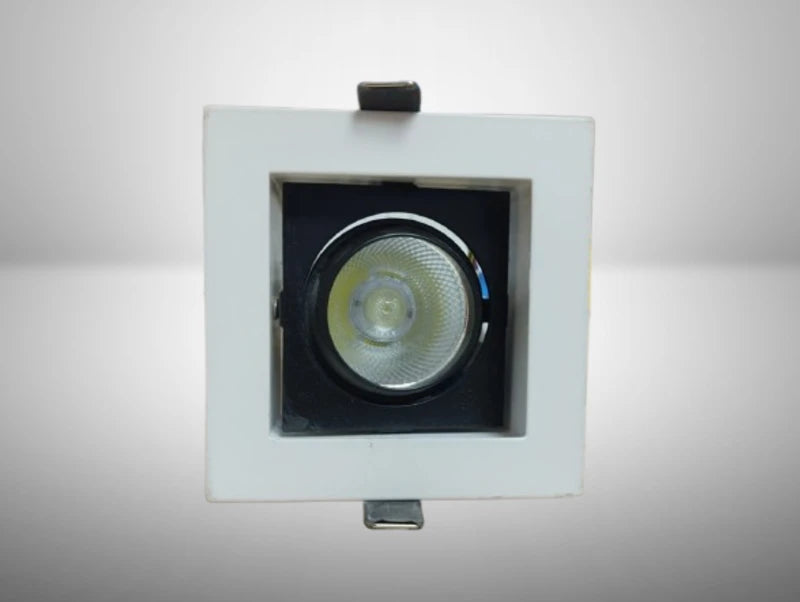 גוף תאורה שקוע בצבע לבן גוון אור לבן קר - עודפים