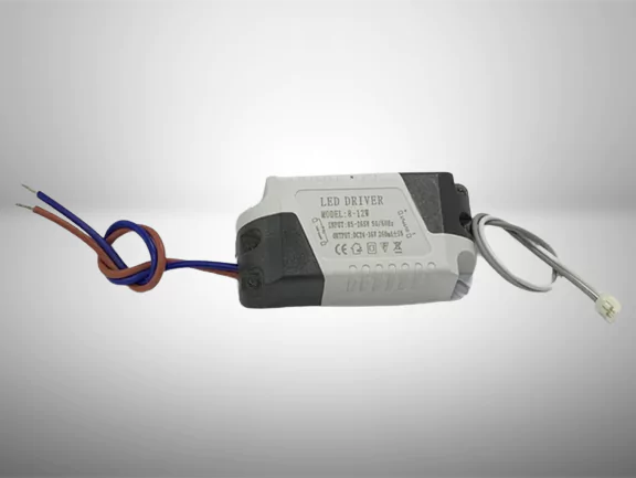 לד דרייבר LED DRIVER 8-12X1W