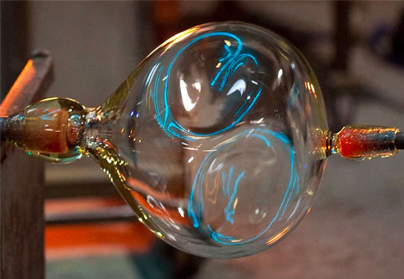 תהליך הייצור של הזכוכית של מנורת תלייה DECO GLASS
