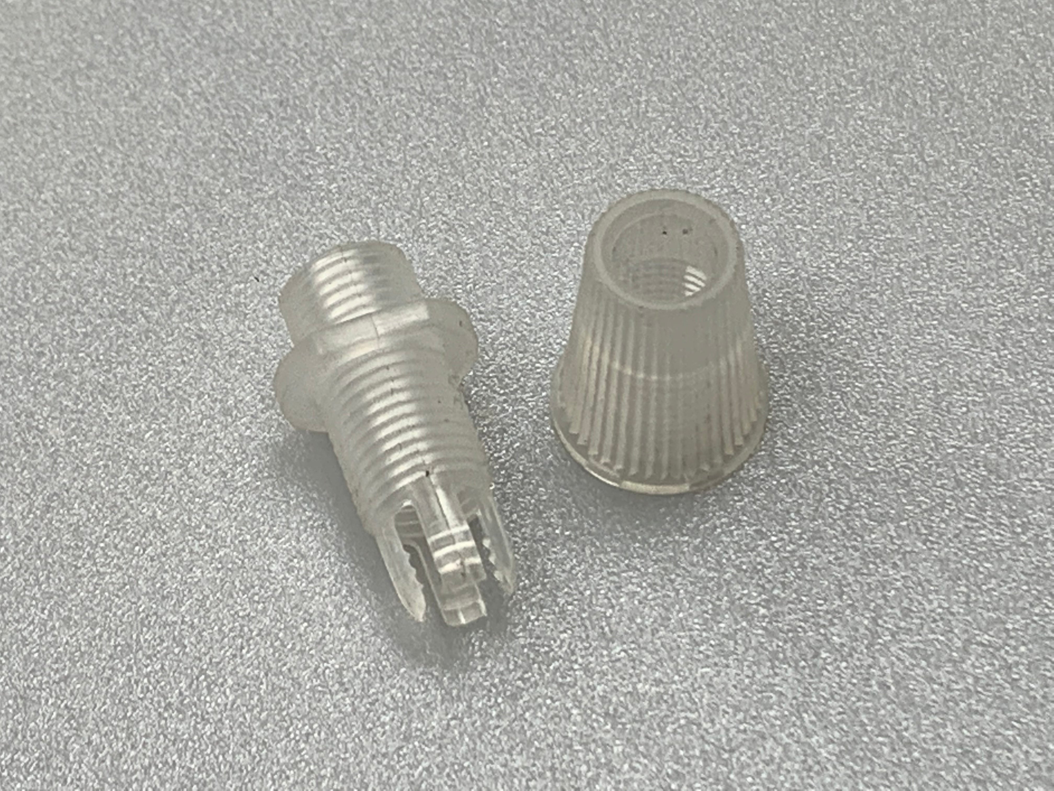 חובקים לבסיס/כבל גוף תאורה