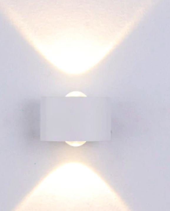 מנורת קיר WALL POLY VECTOR