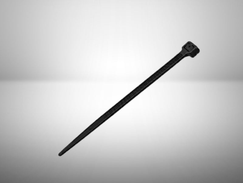 אזיקון פלסטיק שחור עם ראש נעילה על רקע בהיר
