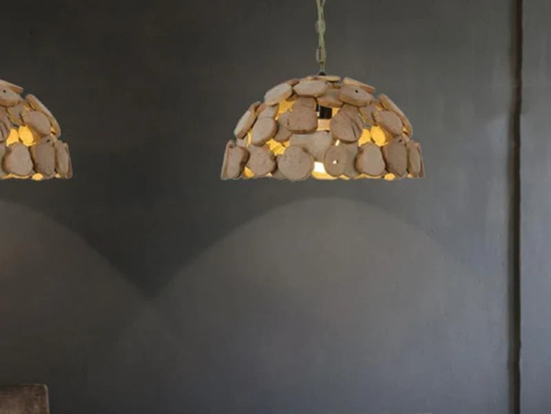 שתי מנורות תלייה