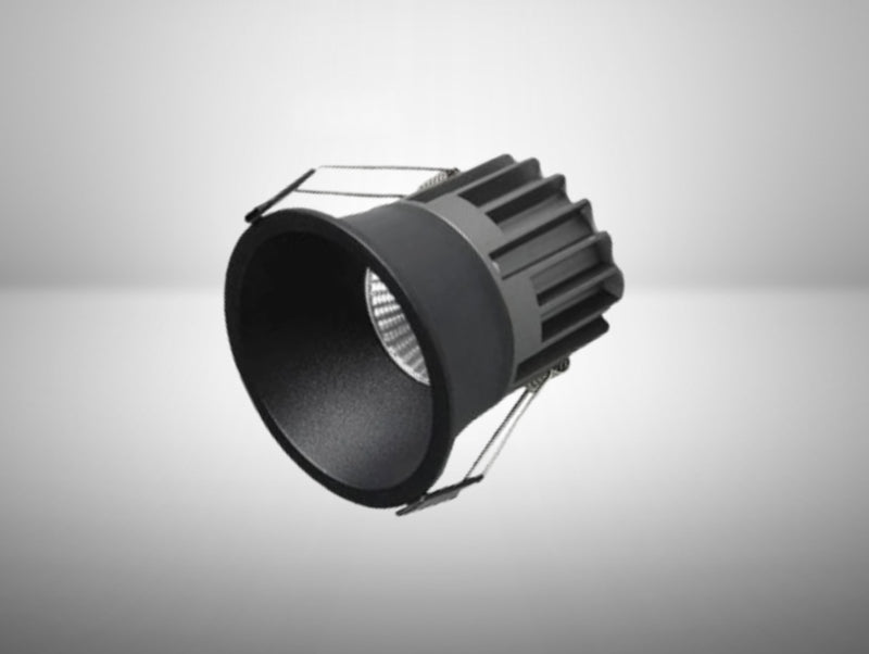 שקוע תקרה שחור מדגם INFINITY ECO עם רפלקטור עמוק וגוף קירור שחור