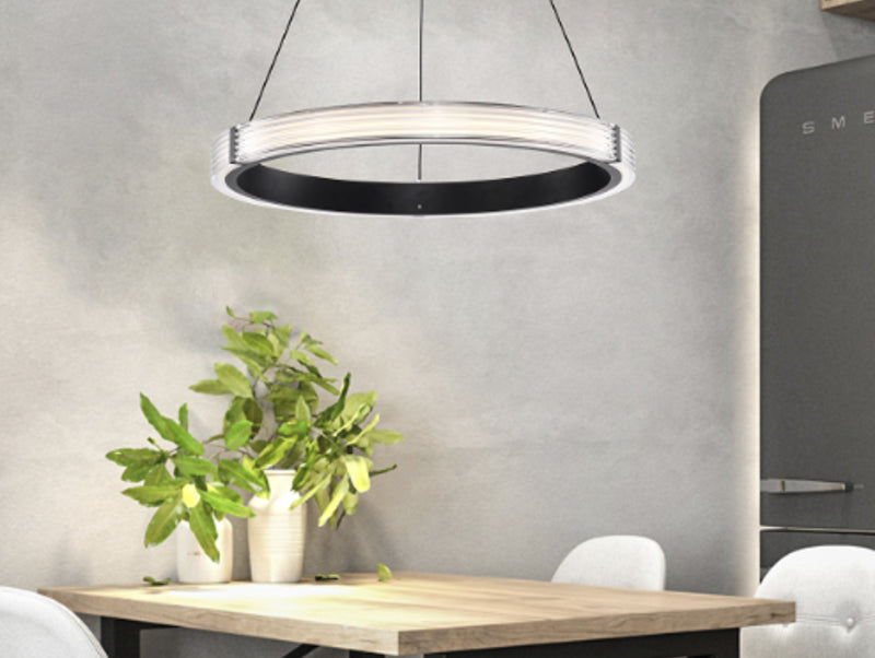 מנורת תלייה CIRIA בצבע שחור