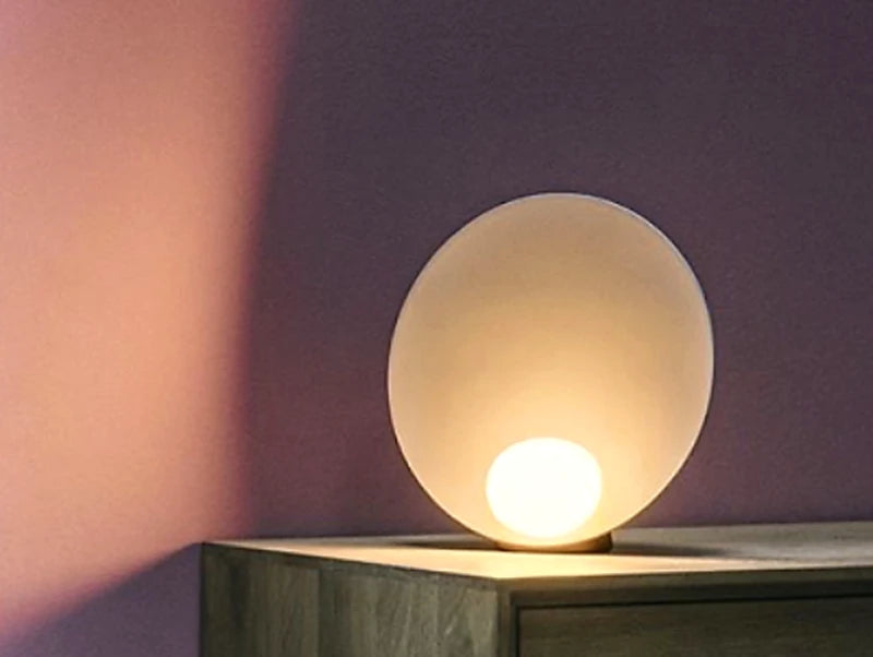 מנורת שולחן ORBIS