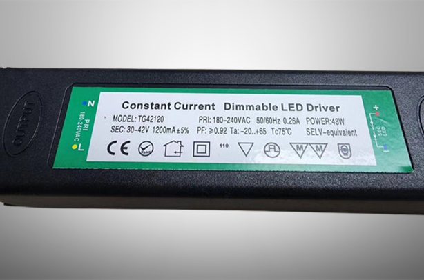 LED DRIVER dimmable 48W 1200ma