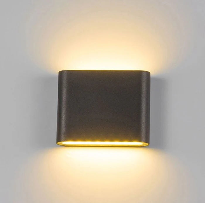 מנורת קיר DOR - תצוגה 11 ס"מ - בצבע פליז