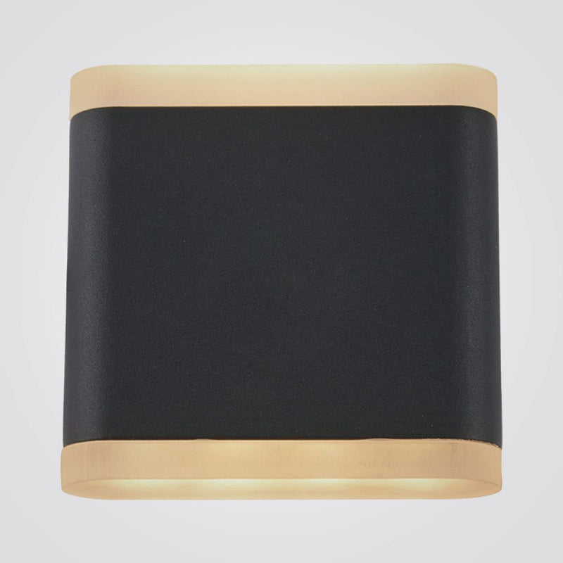 מנורת קיר שחורה בסגנון מודרני עם תאורת אפ אנד דאון